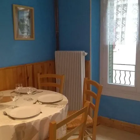 Des Thermes Apartment *